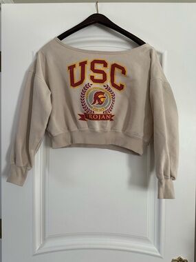 USC Trojans Beige Cropped Sweatshirt with Maroon & Gold Logo Size Small